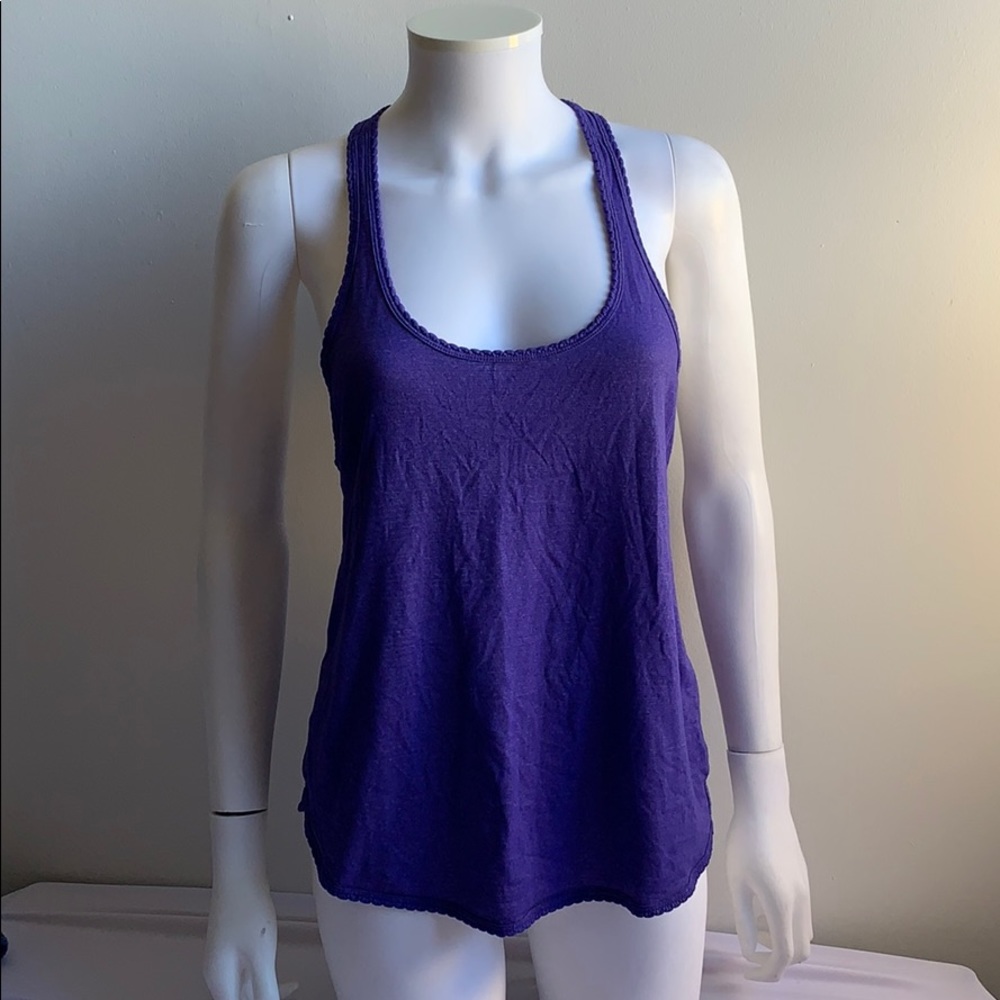 Purple Lululemon Tank Top Sz 4 .